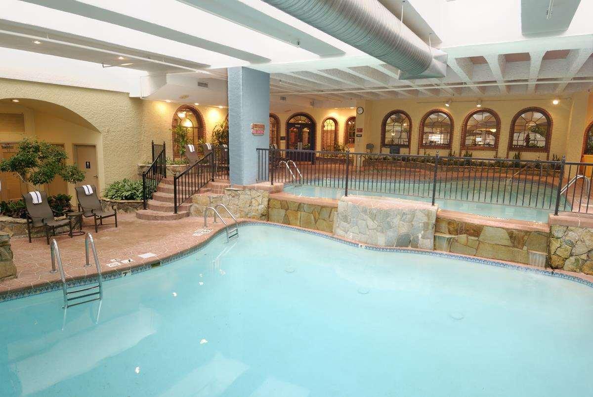 Embassy Suites By Hilton Kansas City Plaza Kültér fotó