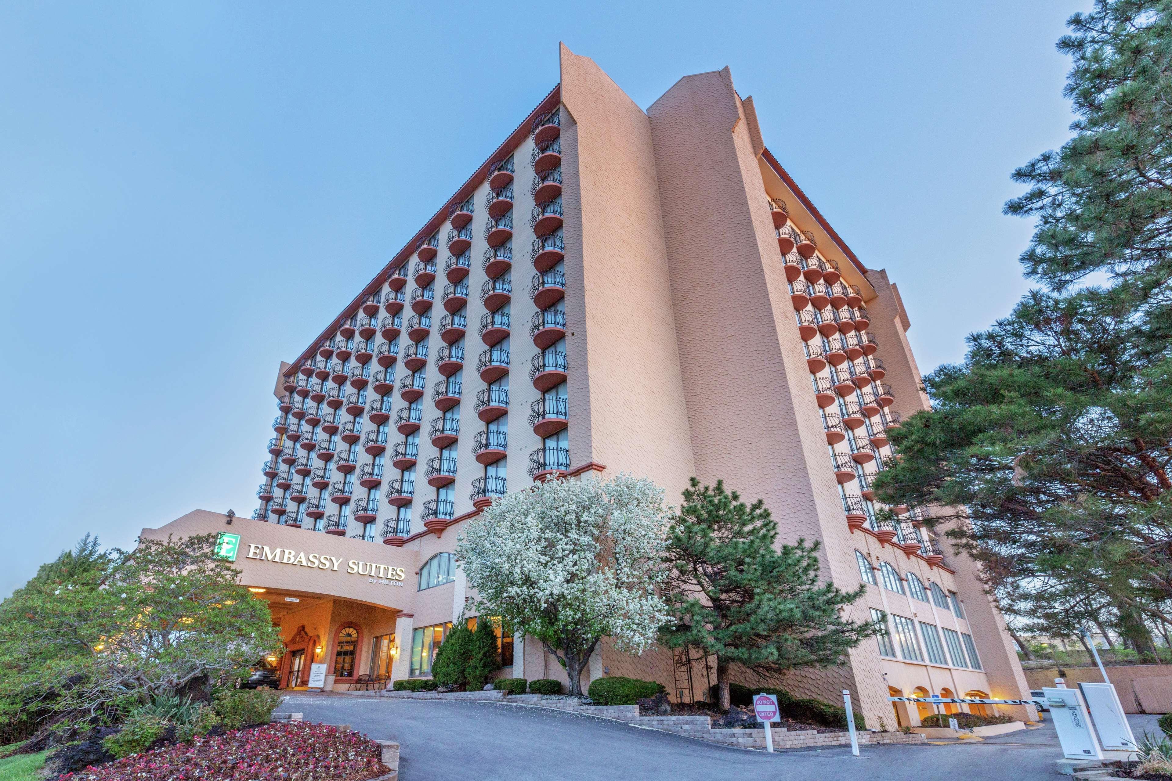 Embassy Suites By Hilton Kansas City Plaza Kültér fotó