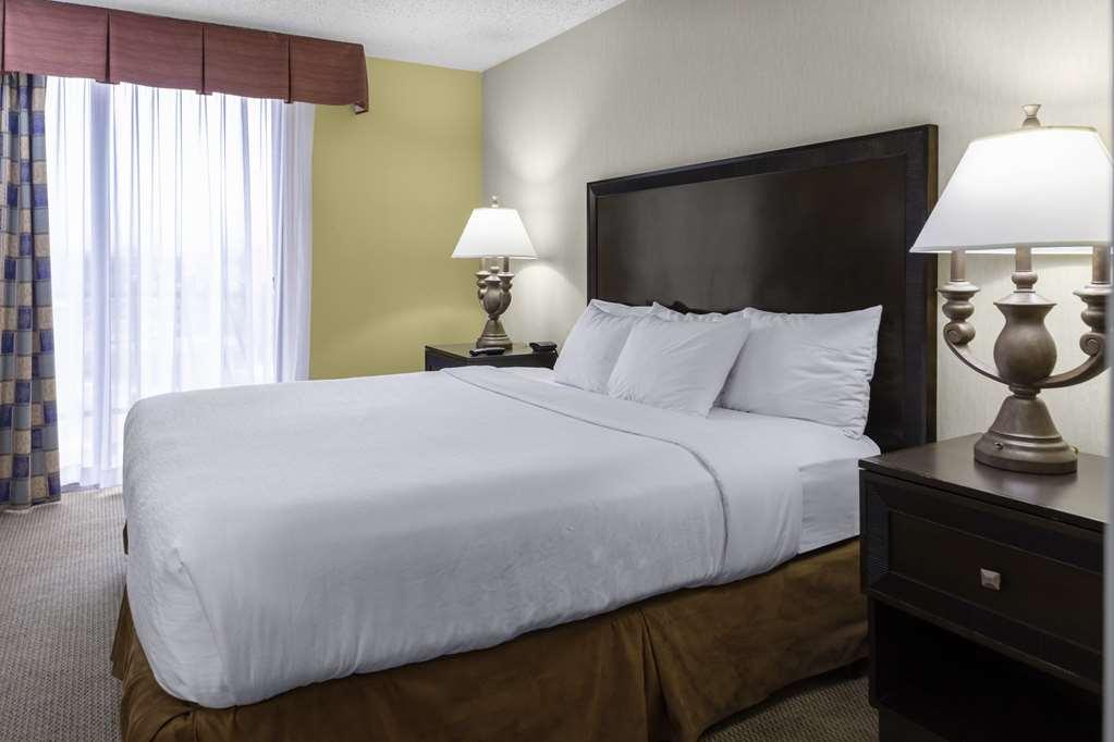 Embassy Suites By Hilton Kansas City Plaza Szoba fotó