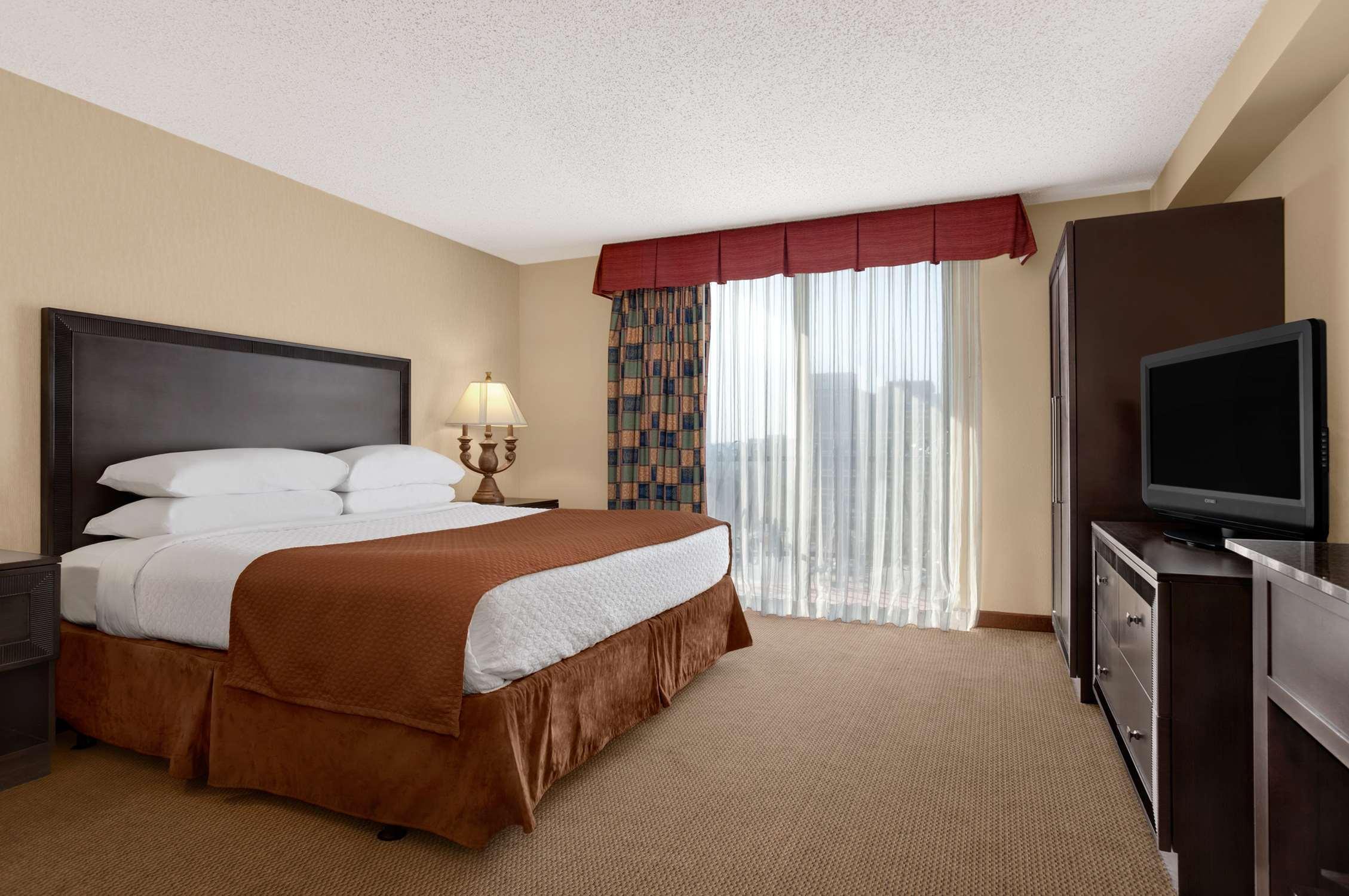Embassy Suites By Hilton Kansas City Plaza Kültér fotó