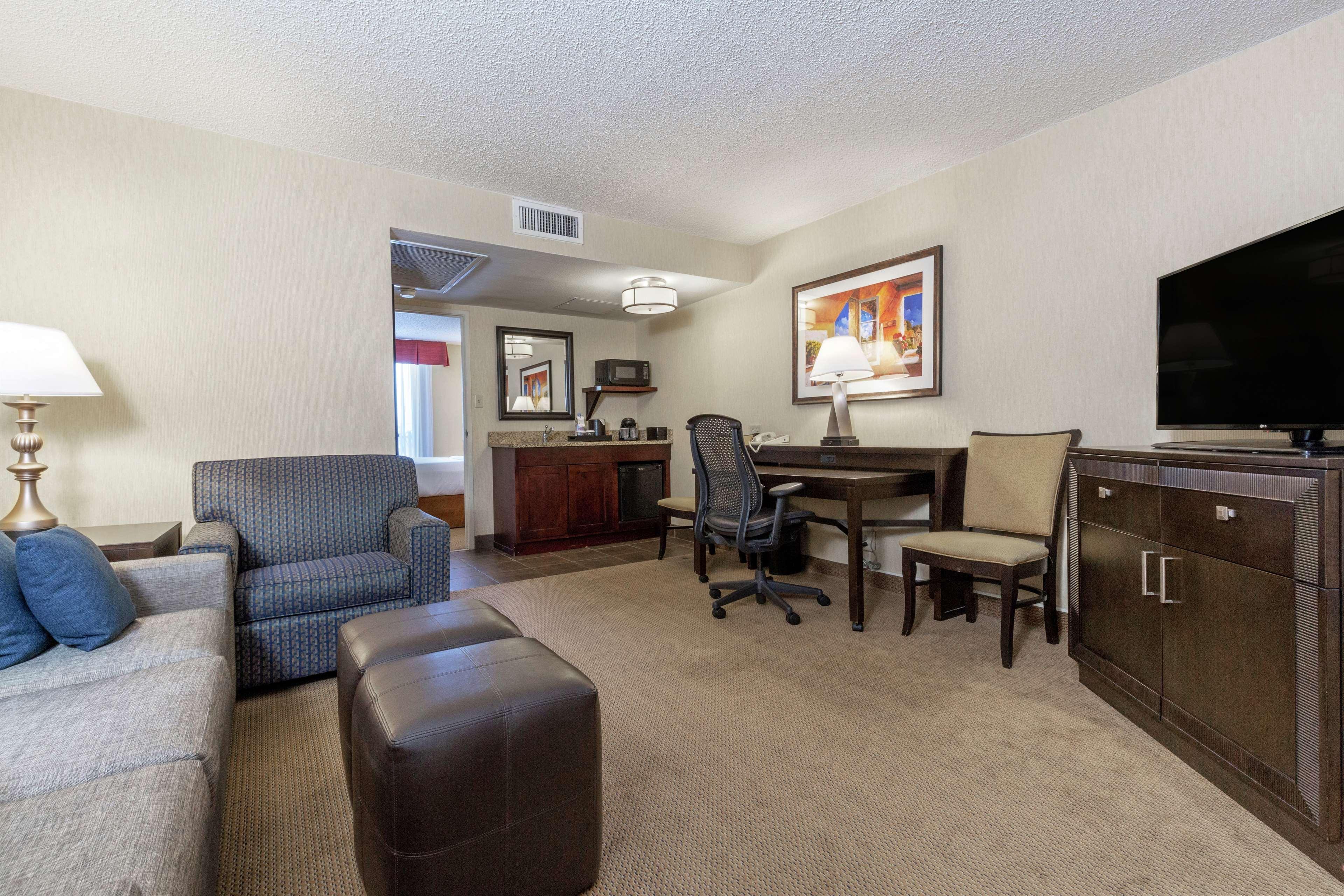 Embassy Suites By Hilton Kansas City Plaza Kültér fotó