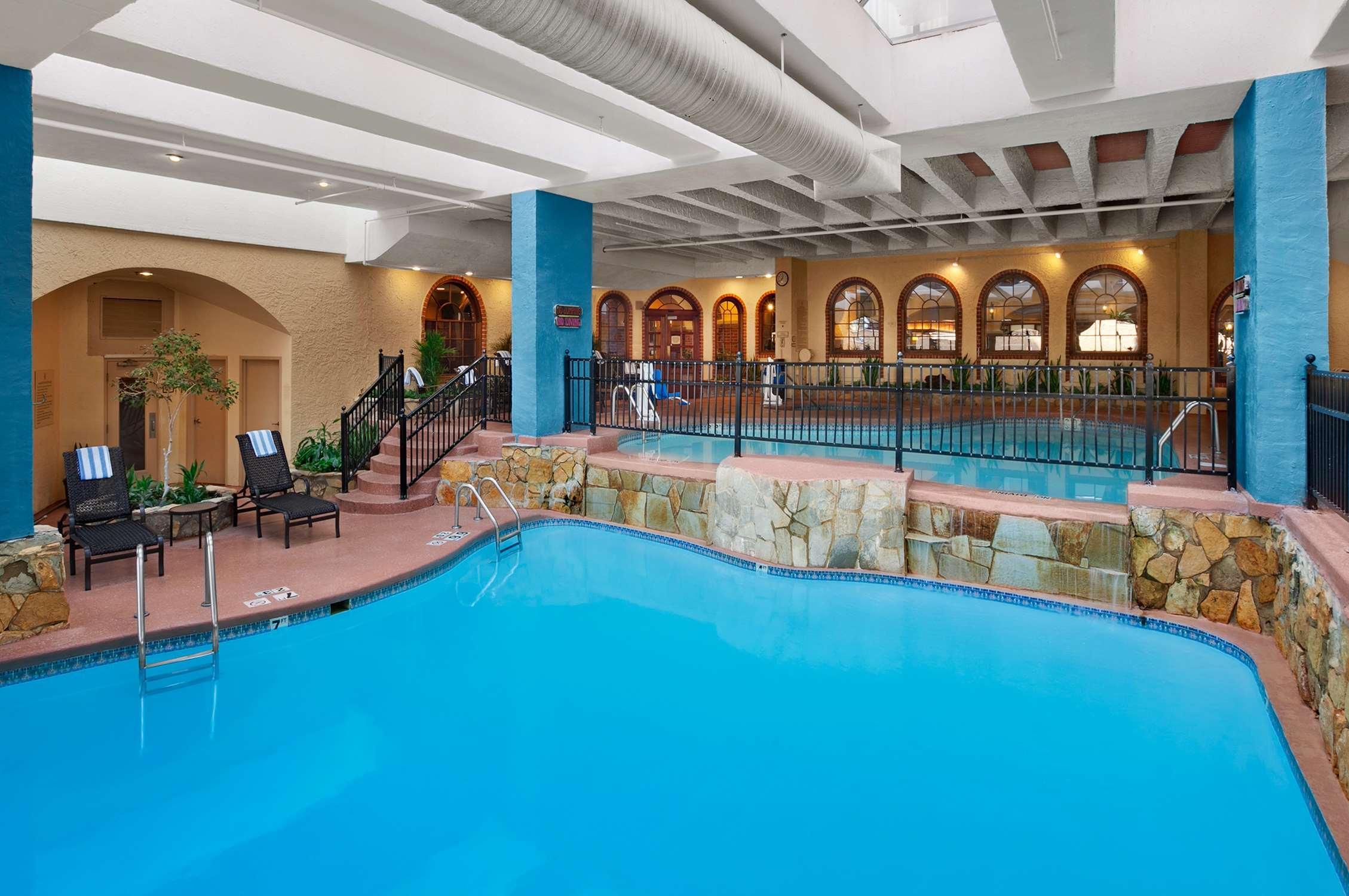 Embassy Suites By Hilton Kansas City Plaza Kültér fotó