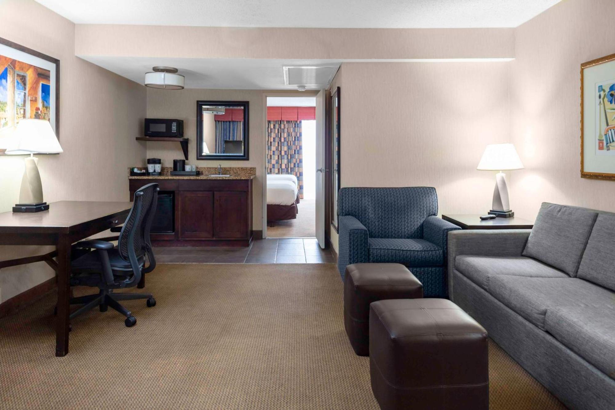 Embassy Suites By Hilton Kansas City Plaza Kültér fotó